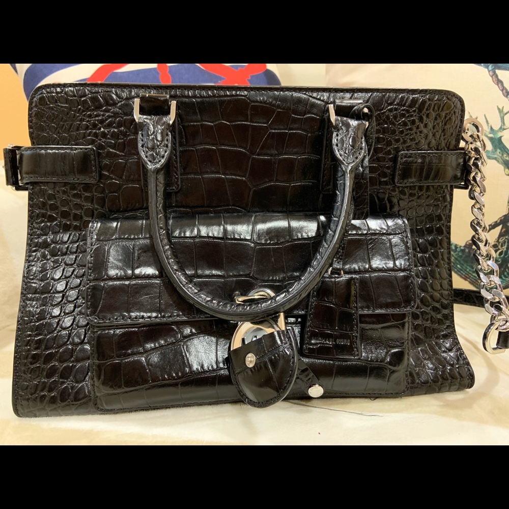 Michael Kors-black shoulder bag